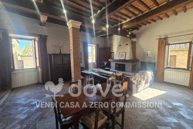 Attico / Mansarda di 160 m² con 5 locali in vendita a Montepulciano - Foto 3