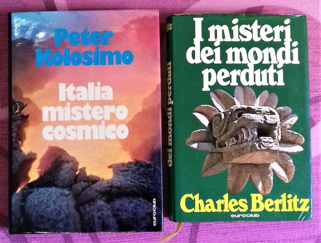 Libri di vario genere.