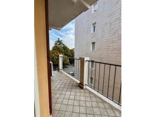 Appartamento di 79 m² con 3 locali in affitto a Brescia