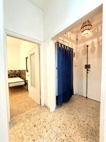 BILOCALE 85MQ PER SOLI 2 STUDENTI/E VIA DUOMO-ZONA UNIVERSITARIA-NA - Foto 4