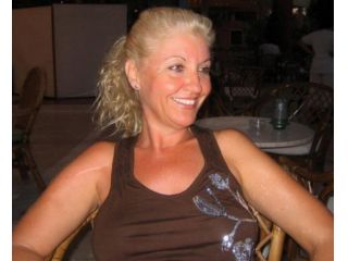 Amore e incontri Cinisello Balsamo - Donna di Cinisello Balsamo. Fisico Normale
