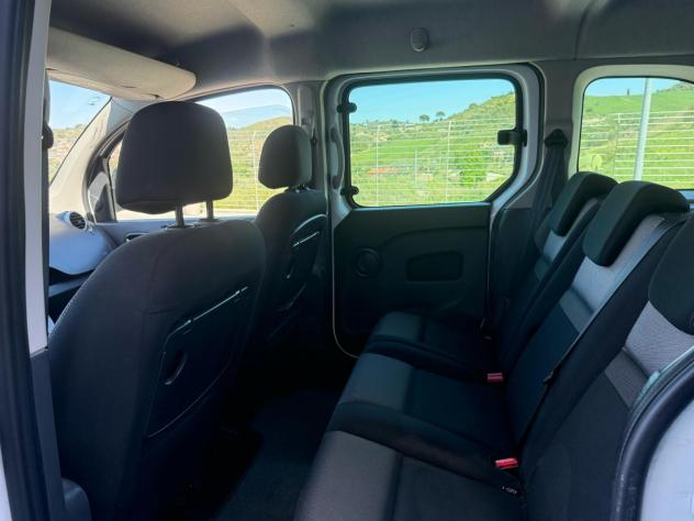 Renault Kangoo Blue dCi 8V 95CV 5 porte Limited - Foto 9