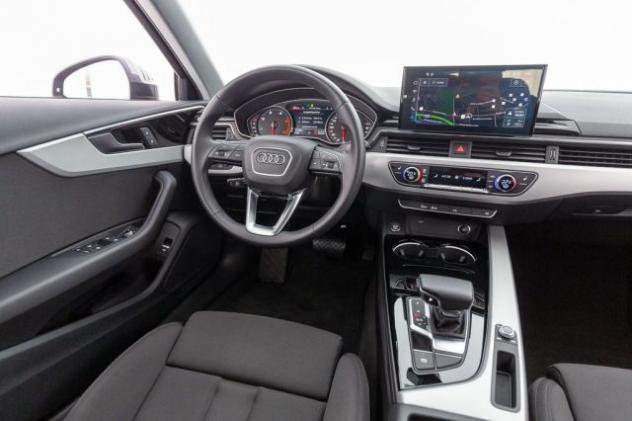 AUDI A4 Avant 35 TDI S tronic S line Sline rif. 22366524 - Foto 10