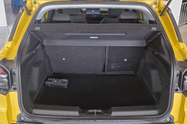 Jeep Avenger Avenger 1.2 turbo e-hybrid mhev Longitude fwd 110cv edct6 - Foto 10