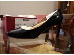 Scarpe Ferragamo +Tory Burch