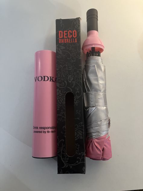 Ombrello a forma di bottiglia di Vodka - Rosa
