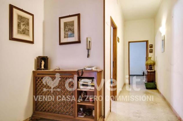 Casa indipendente di 270 m² con più di 5 locali e box auto in vendita a Ferrara - Foto 7