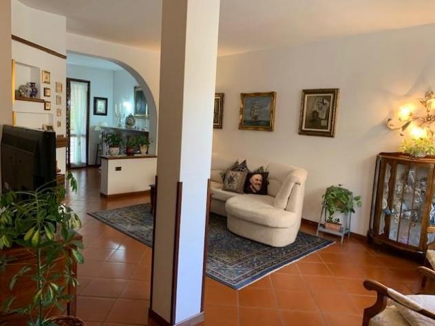 Villetta a schiera in vendita a Montecatini-Terme 180 mq Rif: 1309785