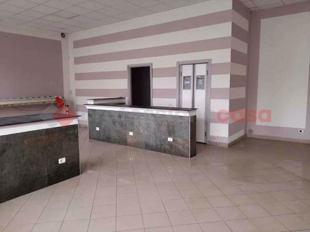 Immobile di 130 m² con 2 locali in affitto a Borgomanero - Foto 2