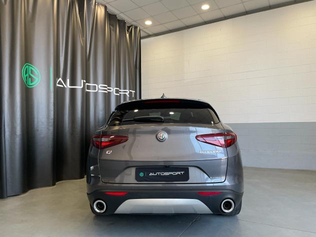 Alfa Romeo Stelvio Stelvio 2.2 t Executive Q4 210cv auto my19 - Foto 4