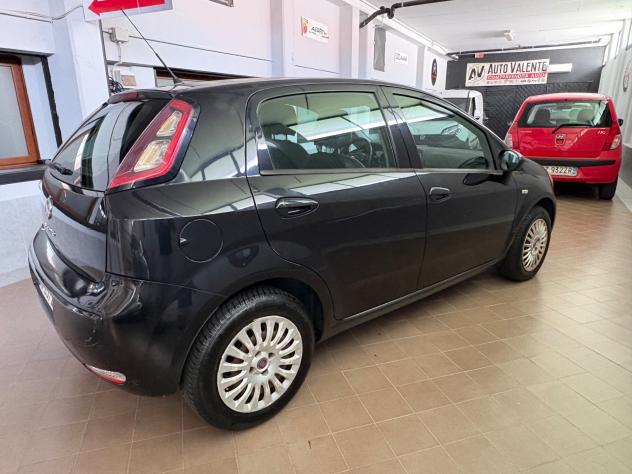 Fiat Punto Evo 1.2 benzina 69cv 2011 km 210000 - Foto 4