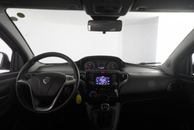 LANCIA Ypsilon Ypsilon 1.2 69 CV 5 porte GPL Ecochic Gold rif. 23679631 - Foto 4