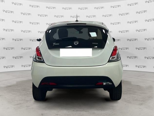 Lancia Ypsilon 1.0 FireFly 70cv S&S Hybrid SILVER PLUS - Foto 6