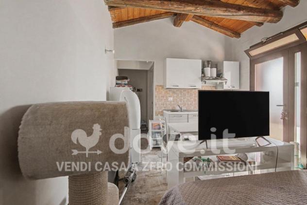 Palazzo / Stabile di 470 m² con più di 5 locali in vendita a Montescano - Foto 6
