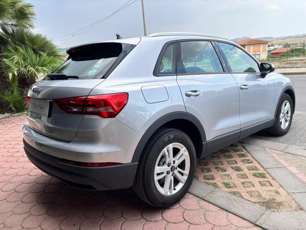 Audi Q3 35 TDI S tronic Business - Foto 4