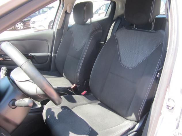 Renault Clio 1.2 75CV 5 porte Live - benzgpl - Foto 10