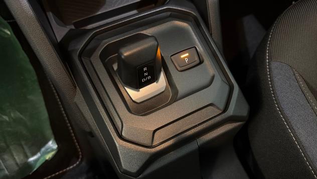Dacia Duster NUOVO expression MY26 hybrid 155 auto - Foto 8