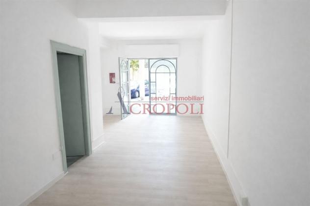 Locale commerciale in affitto – Bracciano Centro - Foto 10