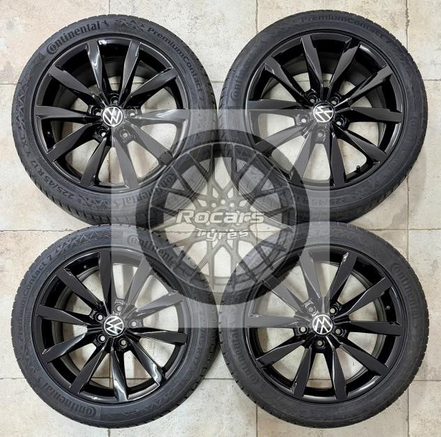 Cerchi neri e pneumatici 17 Volkswagen Golf