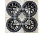 Cerchi neri e pneumatici 17 Volkswagen Golf