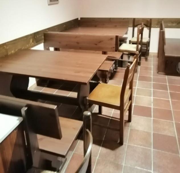 Angolo panca con cassonetto  in stile tirolese - Foto 4