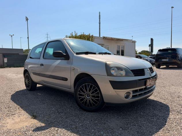 RENAULT - Clio - 1.2 3p. Confort - Foto 2