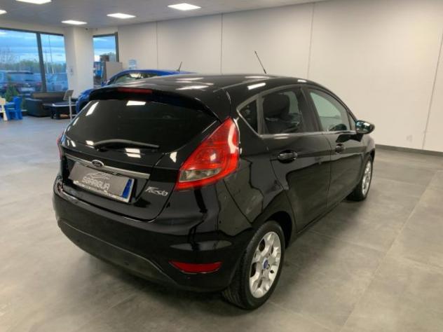 FORD Fiesta 1.4 Diesel 5 Porte Titanium rif. 23824834 - Foto 6