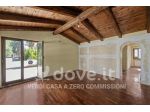 Casa indipendente di 200 m² con più di 5 locali in vendita a Catania