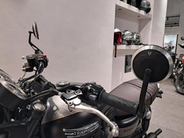 TRIUMPH Bonneville T120 Black GOLD LINE rif. 23927422 - Foto 10