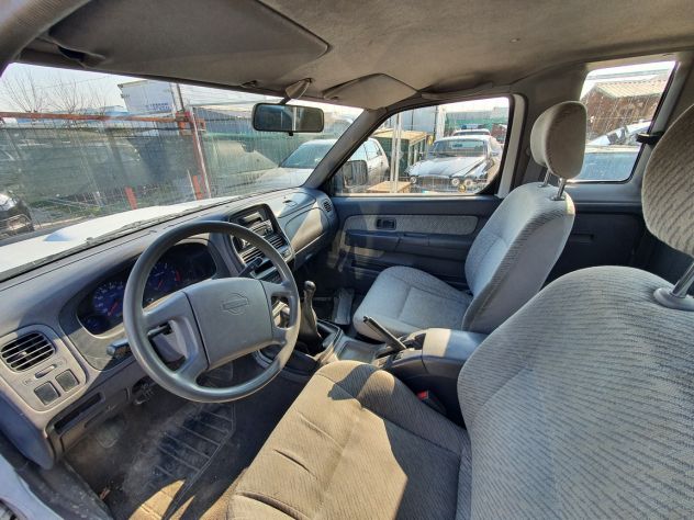 Nissan Navara (D22) 2.5 TD 100CV 4WD Cabina Singola - Foto 6