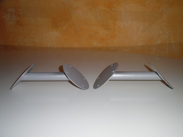 2 SUPPORTI NUOVI PER MENSOLE,UGUALI,UNIVERSALI,IN FERRO CAVO,COLOR ARGENTO/GRIGI - Foto 4