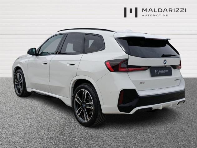 BMW X1 U11 xdrive23d mhev 48V MSport Edition Signature auto - Foto 4
