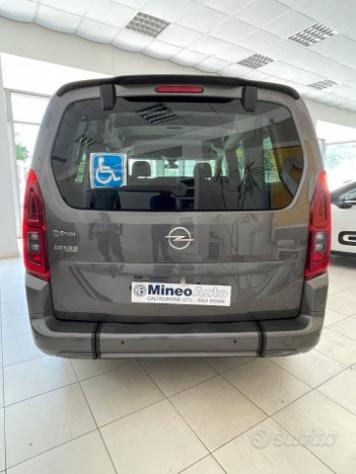 Opel Combo TRASPORTO DISABILI PIANALE RIBASSATO - Foto 5