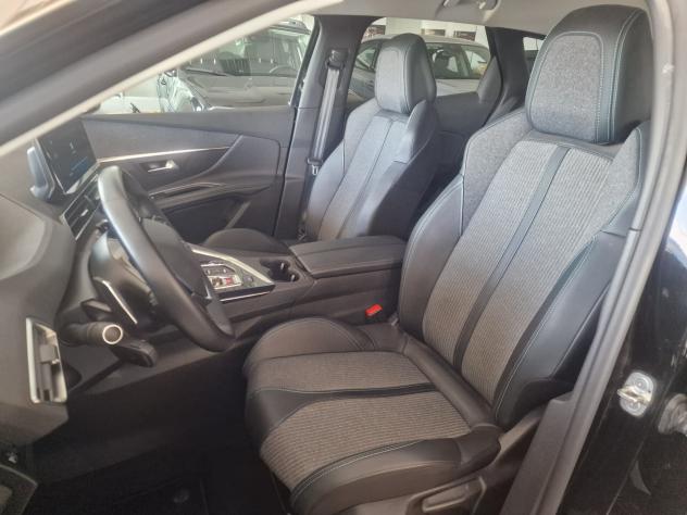 Peugeot 3008 1.5 HDi 130cv Allure EAT8 - Foto 6
