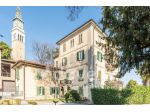 Palazzo / Stabile di 500 m² con più di 5 locali in vendita a Ponte San Pietro