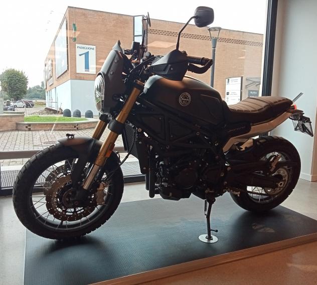 Benelli Leoncino 800 TRAIL