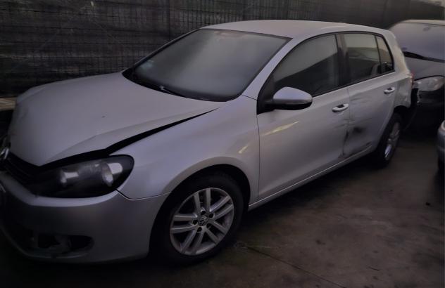 RICAMBI USATI AUTO VOLKSWAGEN Golf 6 Berlina diesel 2.0 (0812)