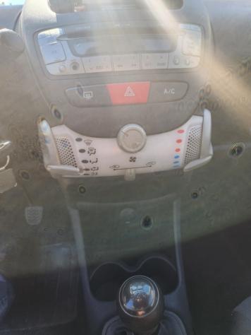 Toyota Aygo 1.0 BENZINA X NEOPATENTATI - Foto 8
