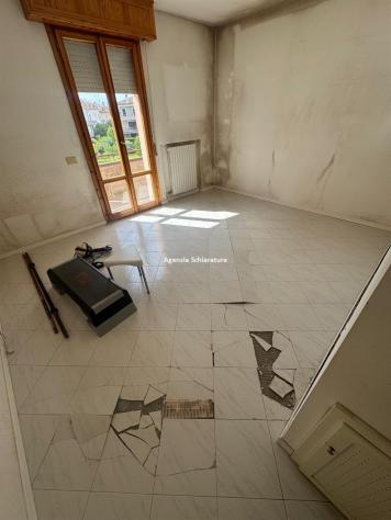 BOTTEGA VENDESI APPARTAMENTO INDIPENDENTE SU BIFAMILIARE CON MANSARDA E AMPIO SCOPERTO ESCLUSIVO - Foto 9