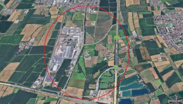 Terreno di 46000 m² in vendita a San Zeno Naviglio