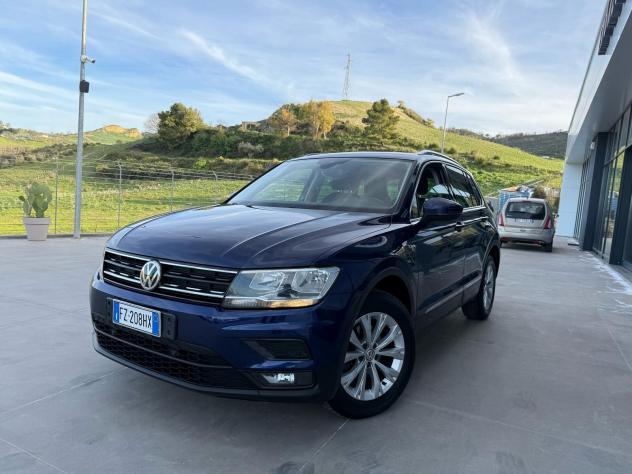 Volkswagen Tiguan 2.0 TDI SCR DSG 4MOTION Business BMT - Foto 2