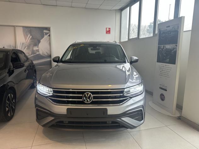 Volkswagen Tiguan 2.0 TDI 150 CV SCR DSG Life 7 POSTI - Foto 2