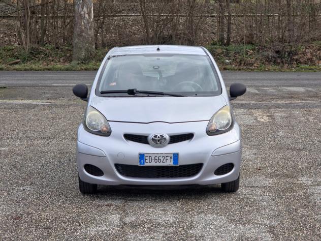 Toyota Aygo 1.0 12V VVT-i 5 porte Now Connect 2010-E5 Manuale NEO - Foto 2