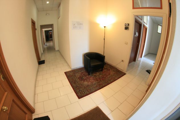 Ufficio tecnologico con sala riunioni parcheggi - Foto 3