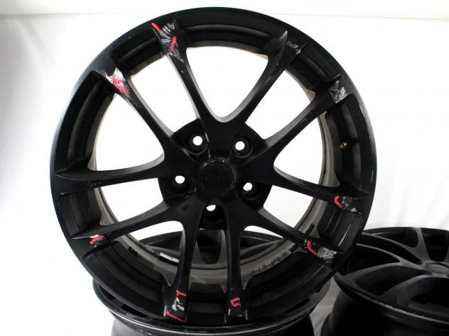 SET 4 CERCHI IN LEGA AFTERMARKET DA 17 POLLICI 5 FORI 7.0JX17 H2 ET 35 OPEL ASTRA H 1.7 D 92KW 6M 5P (2008) RICAMBIO USATO DI CUI UNO STRISCIATO, INTE - Foto 5