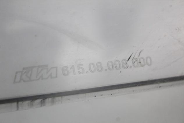 KTM 1290 SUPER DUKE GT 61508008000 PARABREZZA 19 - 21 WINDSHIELD LEGGERI SEGNI DI USURA - Foto 3