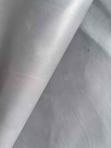 Pelle di vitello crust grigio perla per Artigianato