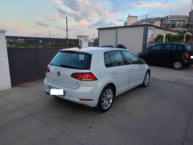 Volkswagen Golf 1.000 TSI 110 CV - Foto 4