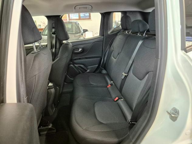 Jeep Renegade 1.6 Mjt 130 CV Longitude - Foto 9
