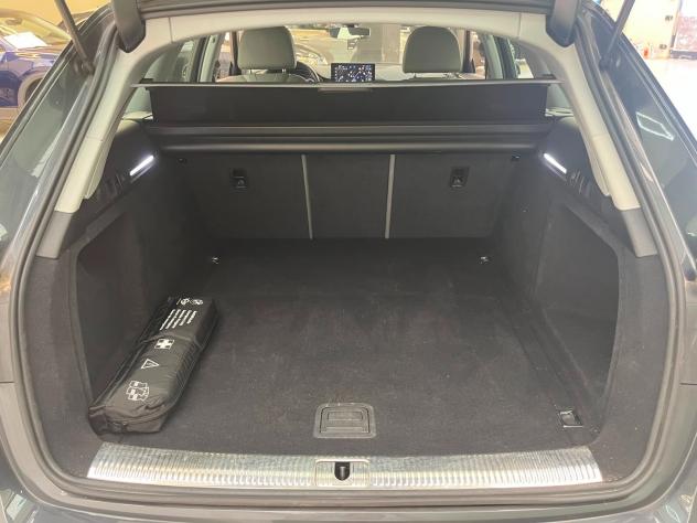 Audi A4 allroad V 2024 Quattro 40 2.0 tdi mhev 204cv s-tronic IVA ESPOSTA - Foto 6